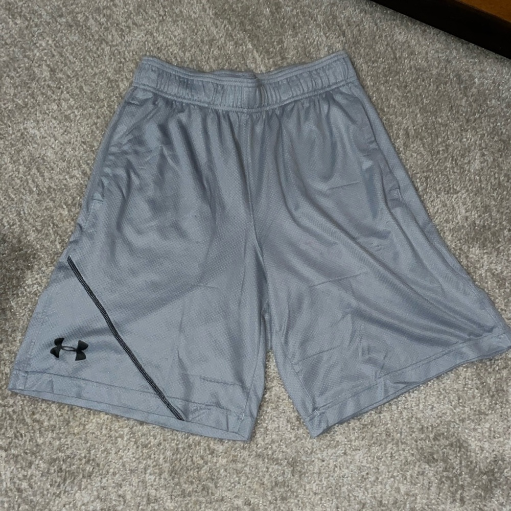 Under Armour grey basketball shorts